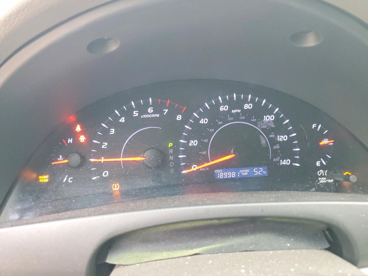 2011 TOYOTA CAMRY BASE photo 9