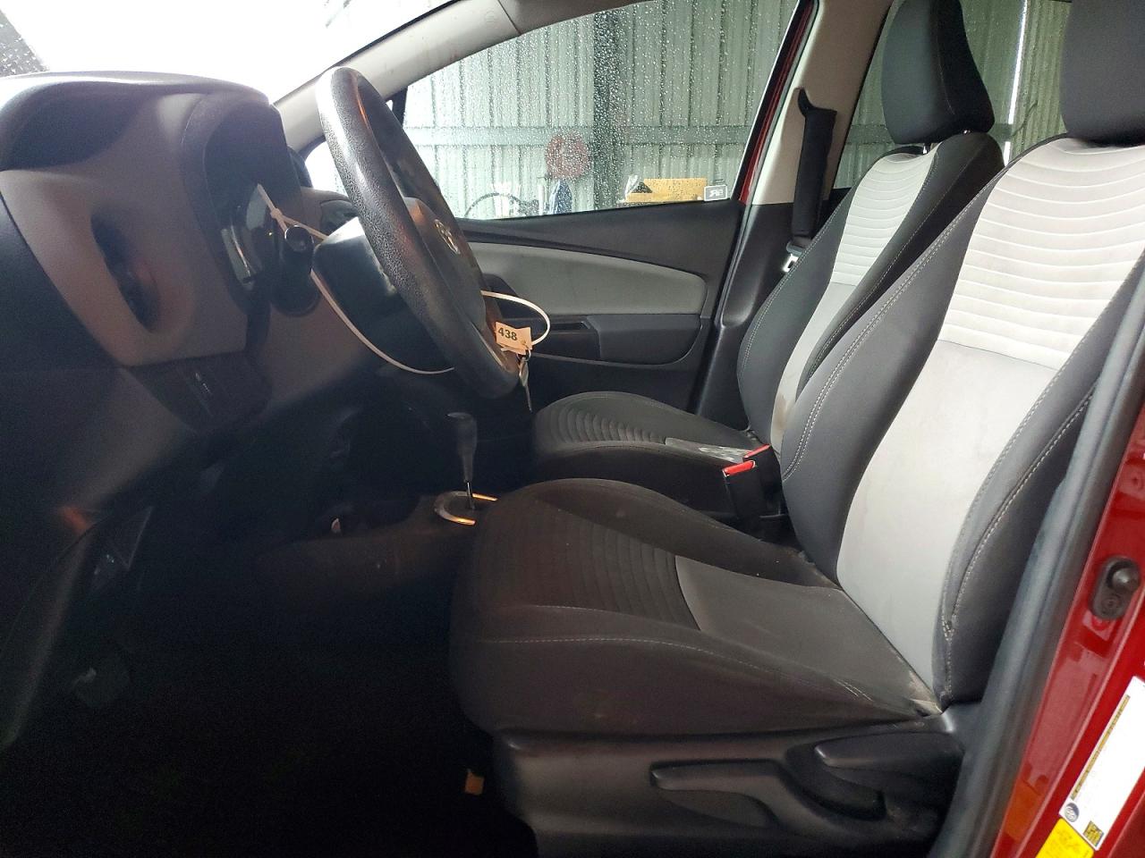 2018 TOYOTA YARIS L photo 13