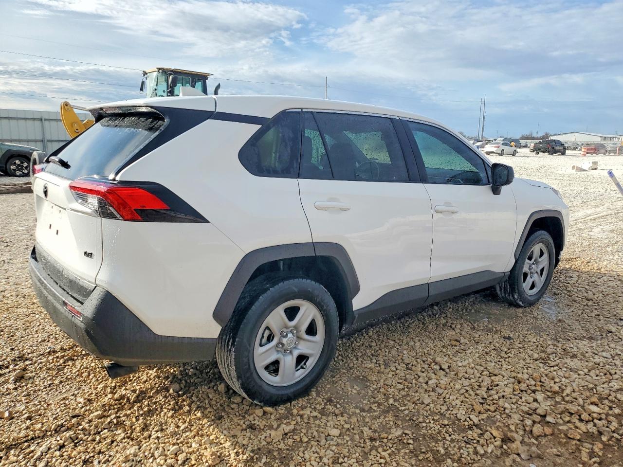 2025 TOYOTA RAV4 LE photo 7