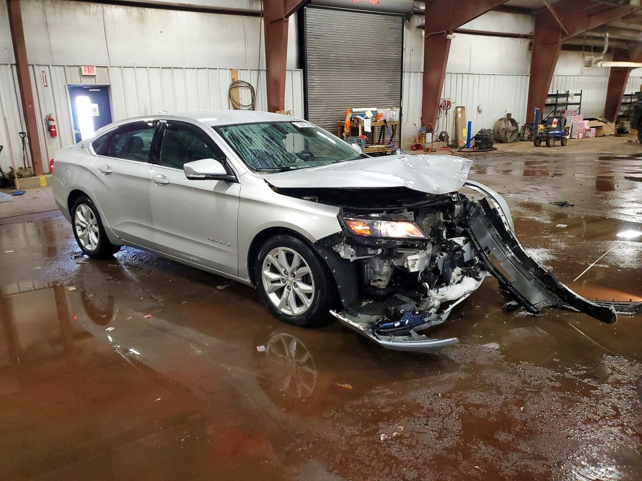2018 CHEVROLET IMPALA LT photo 4