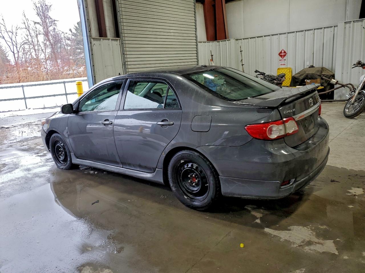 2013 TOYOTA COROLLA BASE photo 2