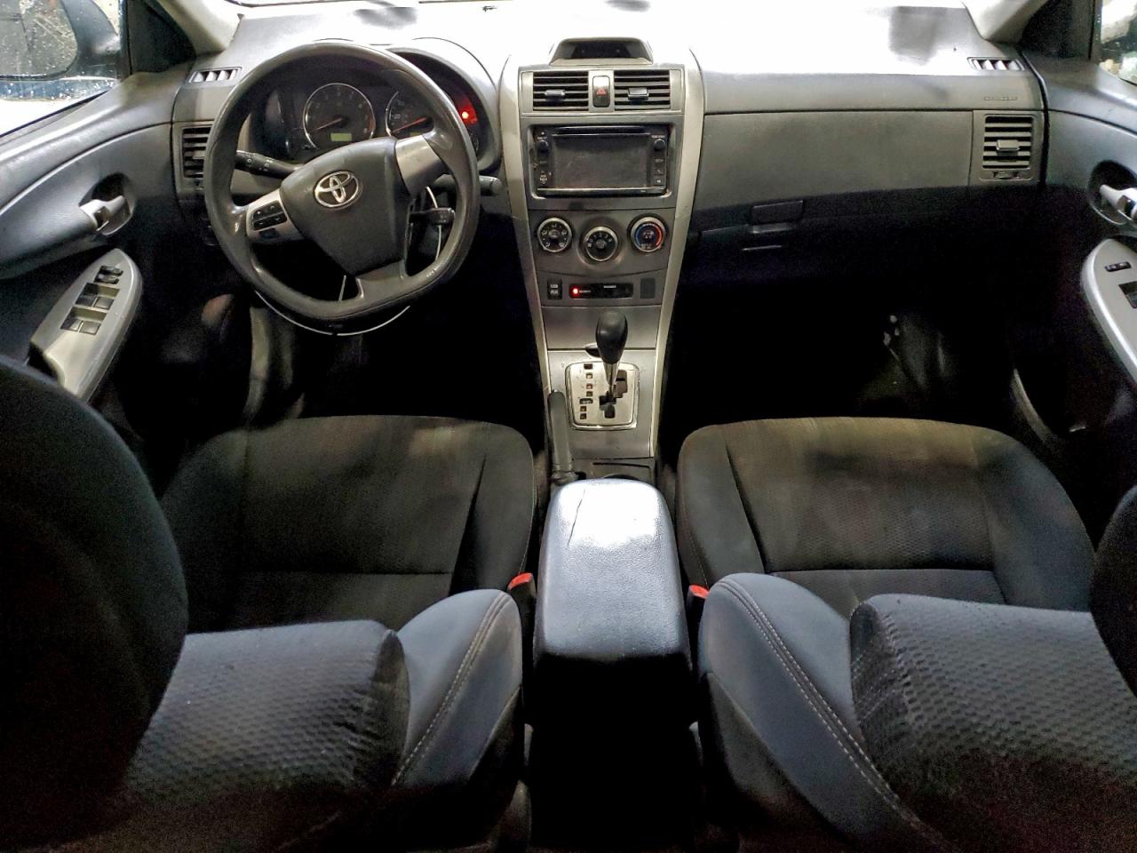 2013 TOYOTA COROLLA BASE photo 8