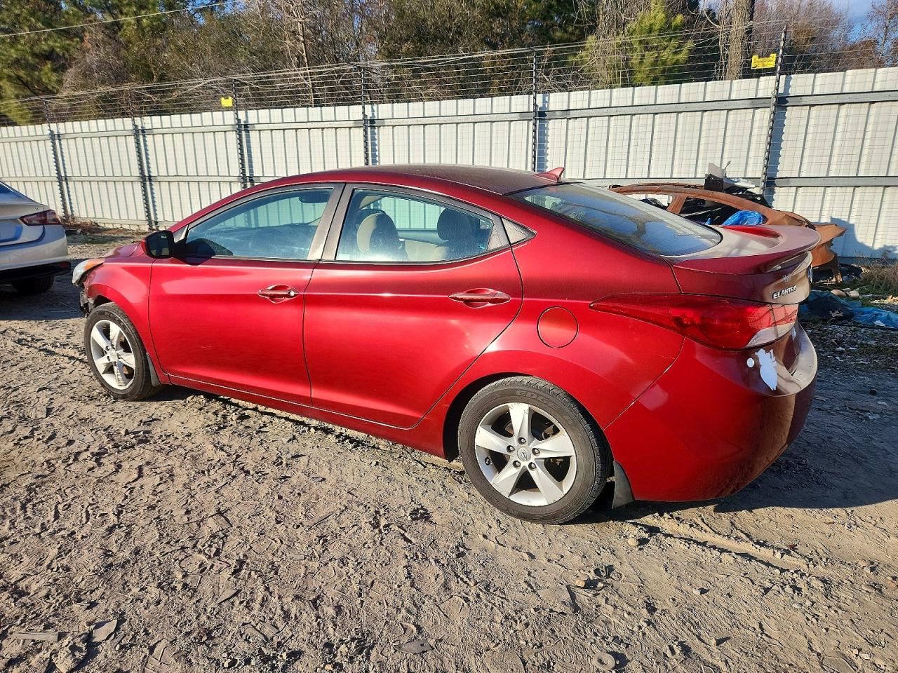 2013 HYUNDAI ELANTRA GLS photo 2