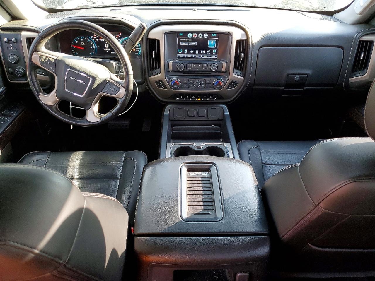 2017 GMC SIERRA K1500 DENALI photo 8