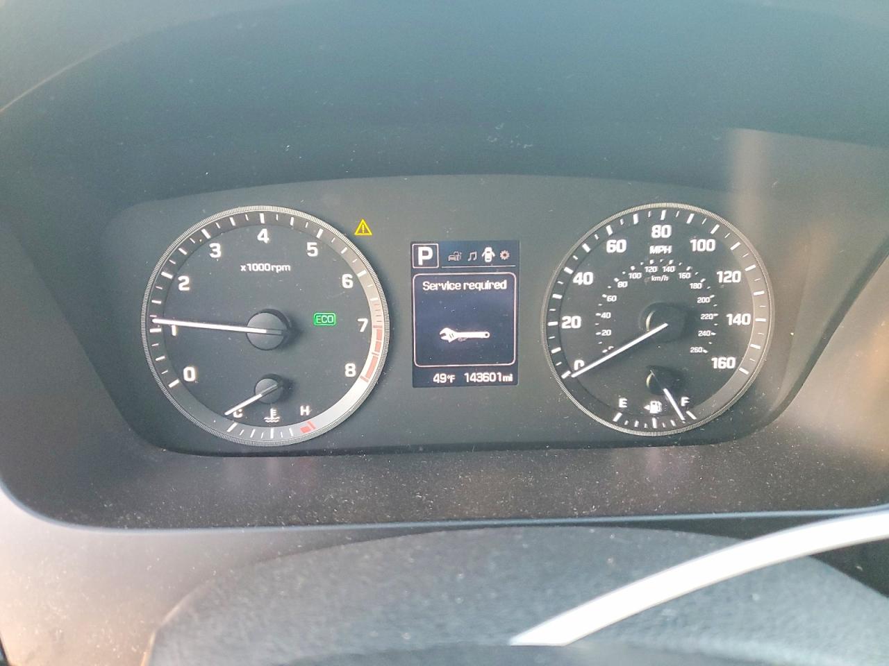 2015 HYUNDAI SONATA SE photo 9