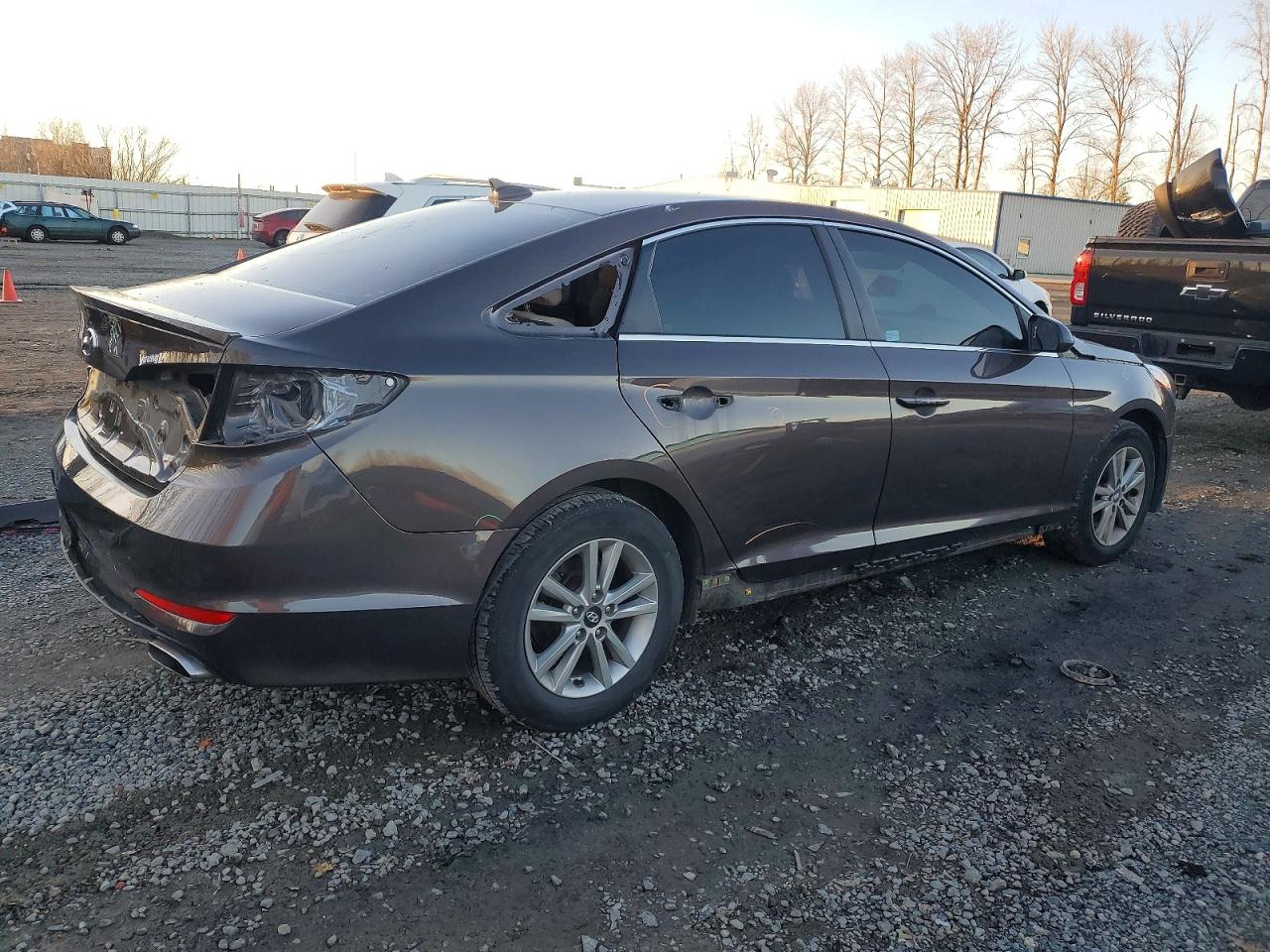 2015 HYUNDAI SONATA SE photo 3