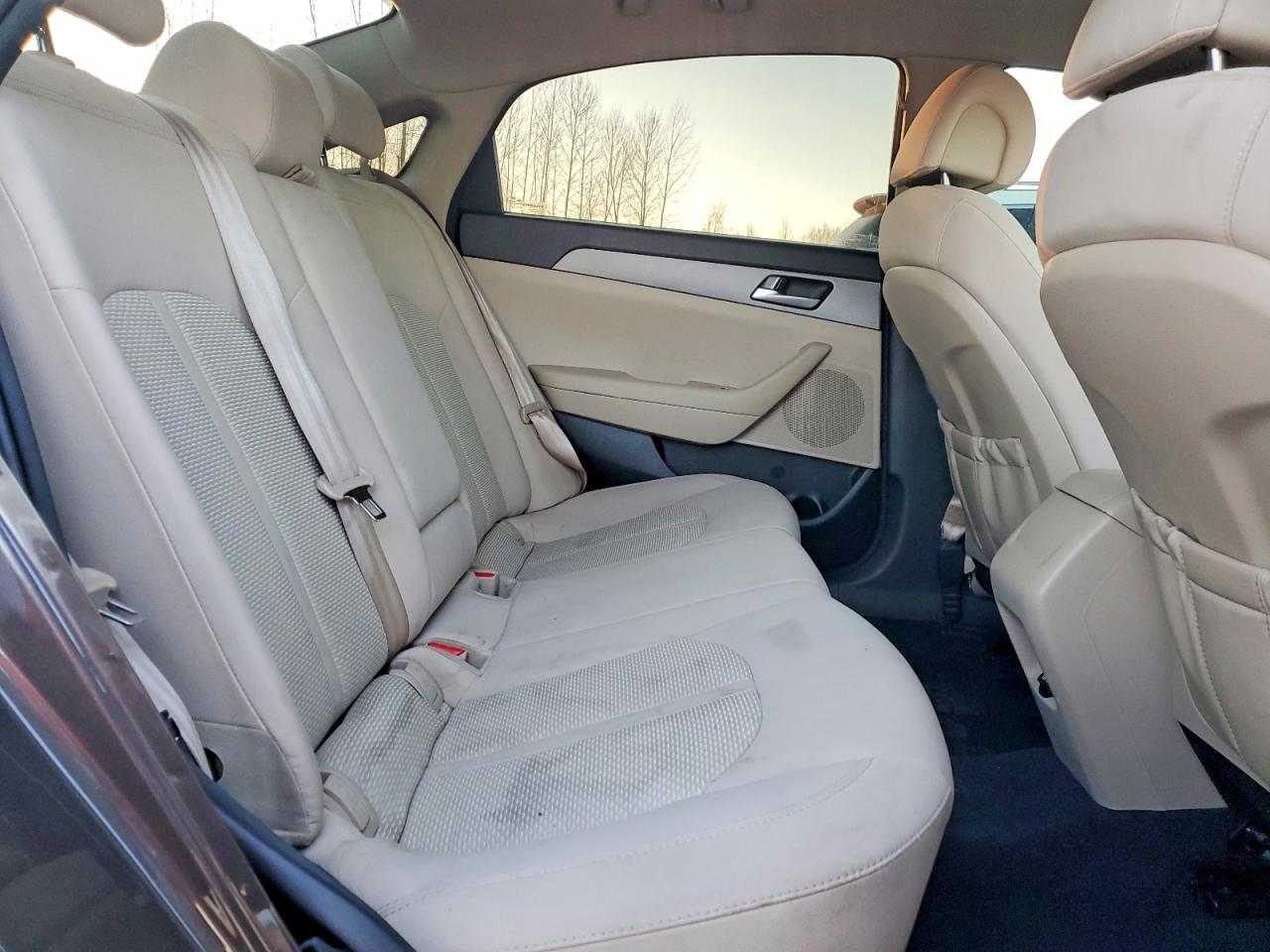 2015 HYUNDAI SONATA SE photo 10