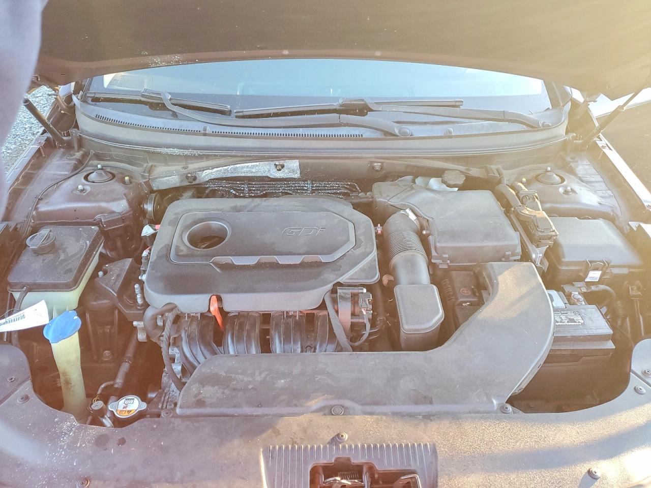 2015 HYUNDAI SONATA SE photo 11