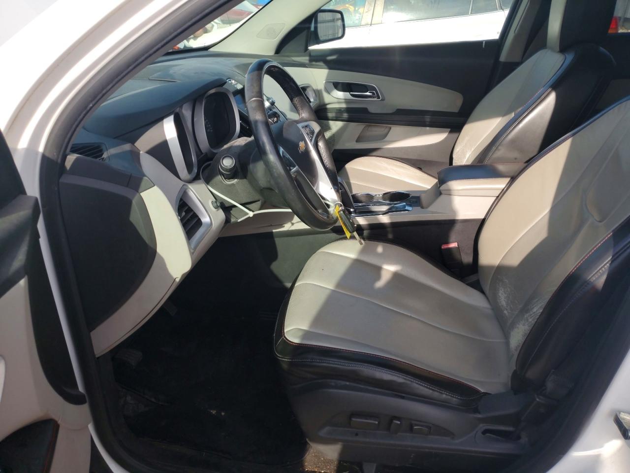 2010 CHEVROLET EQUINOX LT photo 7