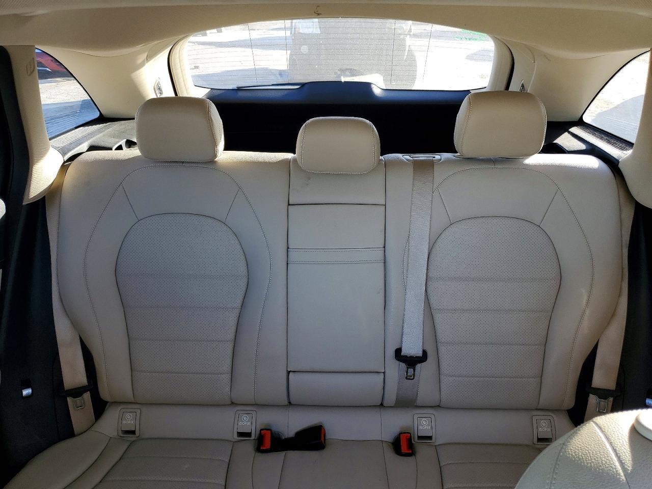 2016 MERCEDES-BENZ GLC 300 photo 19