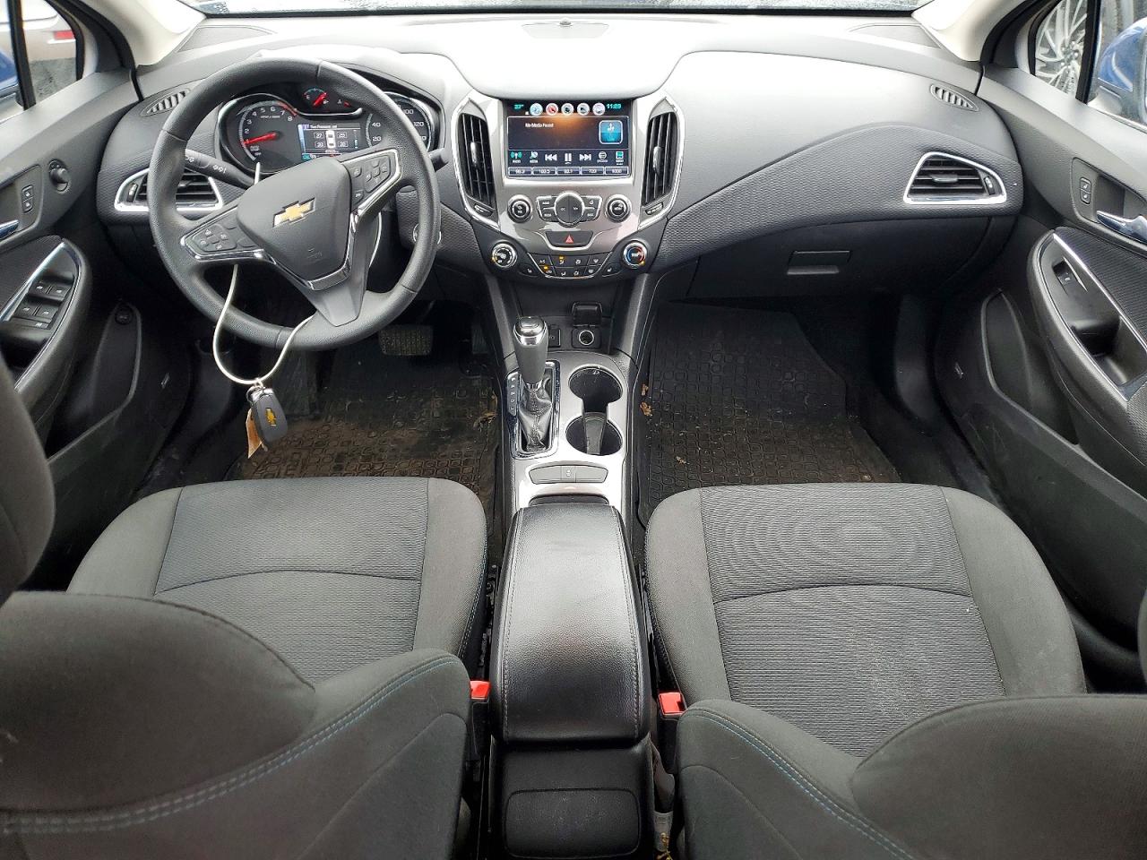 2017 CHEVROLET CRUZE LT photo 15