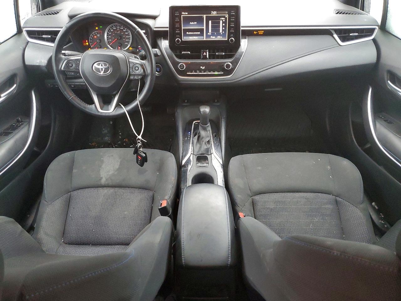 2021 TOYOTA COROLLA SE photo 8