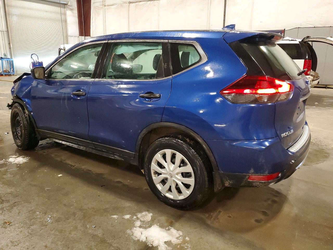 2018 NISSAN ROGUE S photo 3