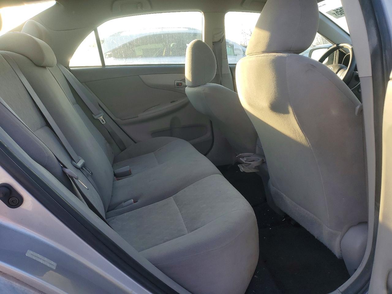 2009 TOYOTA COROLLA BASE photo 10