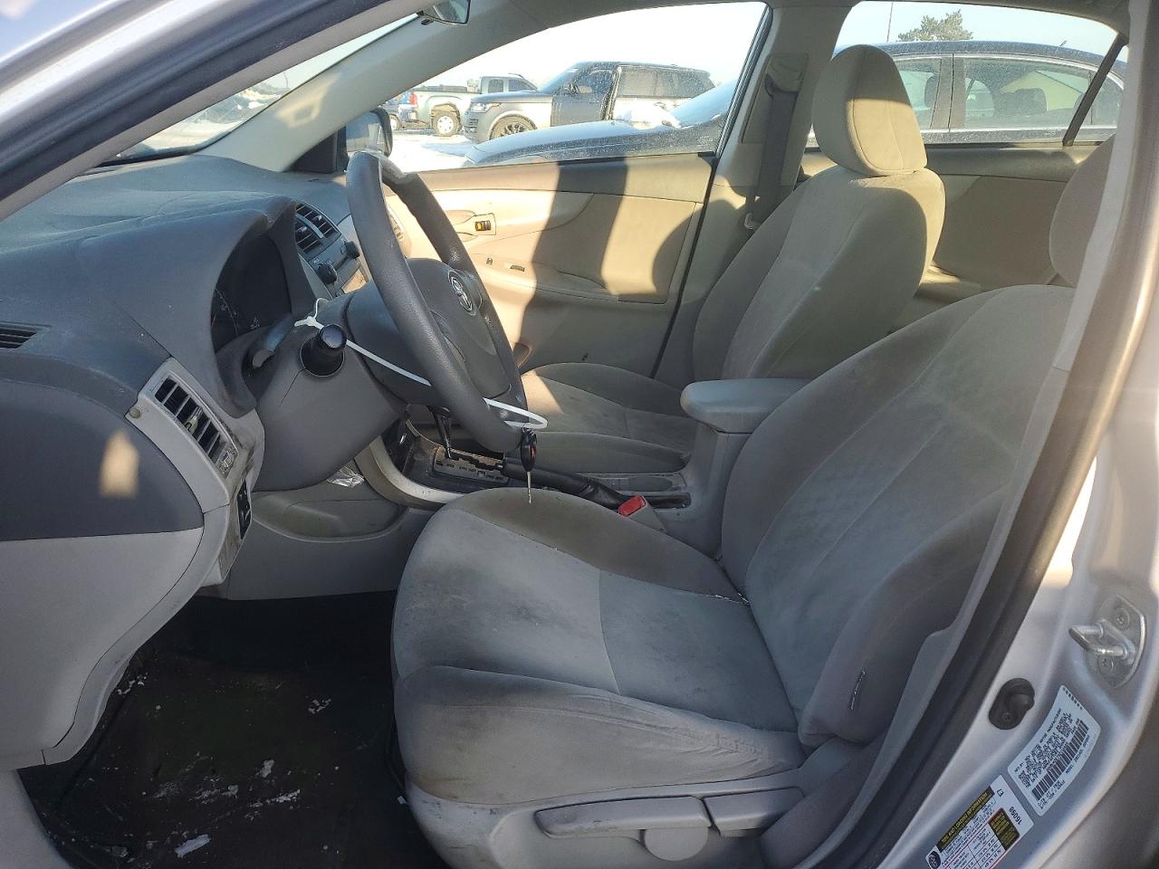 2009 TOYOTA COROLLA BASE photo 7