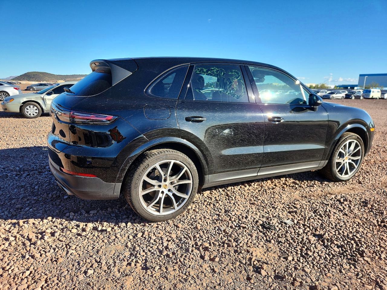 2020 PORSCHE CAYENNE photo 3