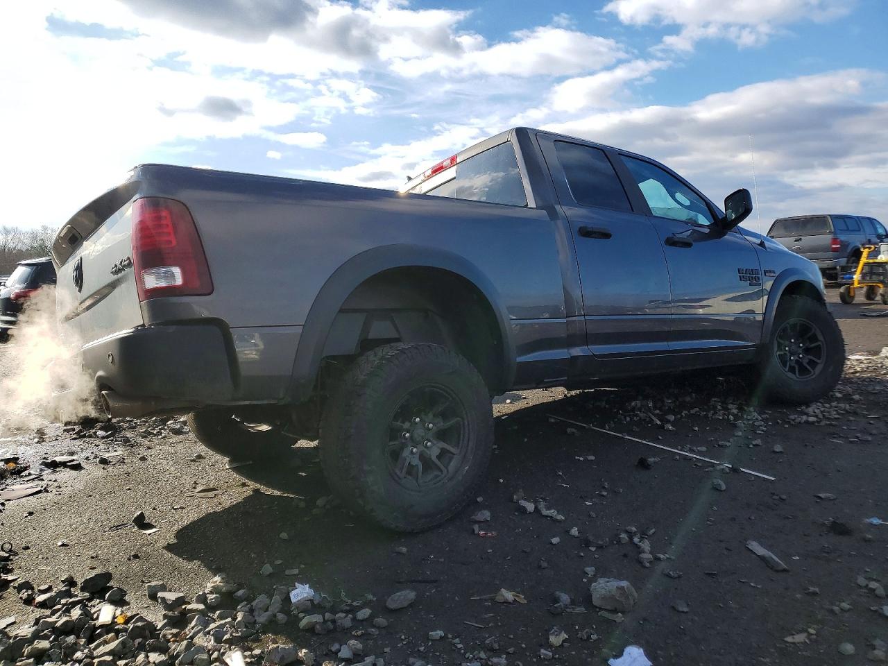 2021 RAM 1500 CLASSIC SLT photo 5