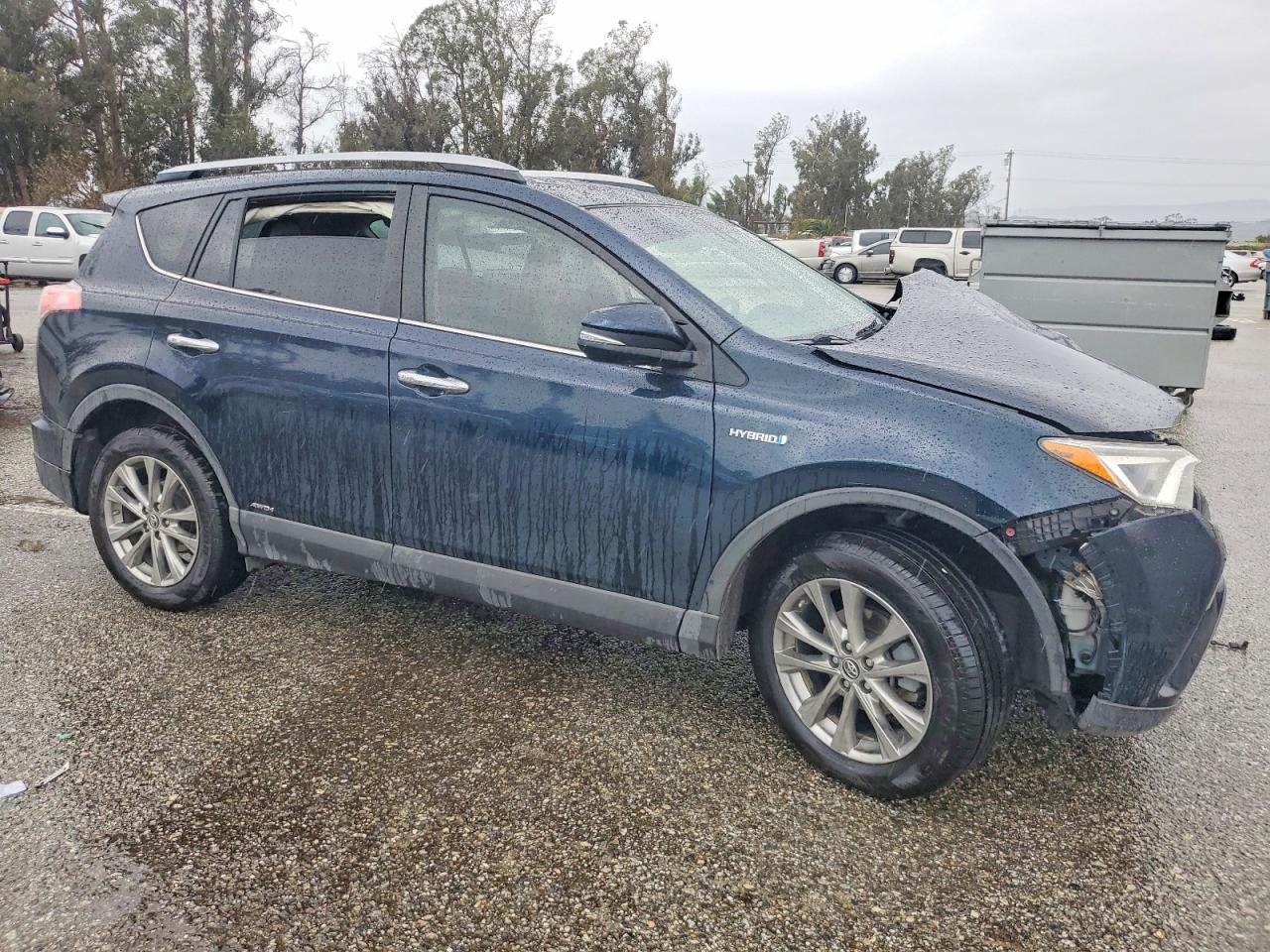 2018 TOYOTA RAV4 HV LIMITED photo 4