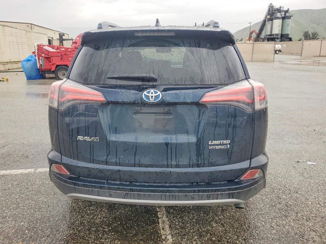 2018 TOYOTA RAV4 HV LIMITED photo 6