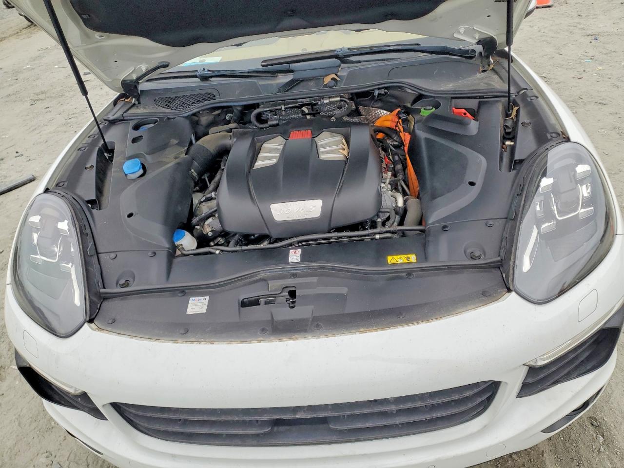 2017 PORSCHE CAYENNE SE HYBRID PLATINUM photo 11
