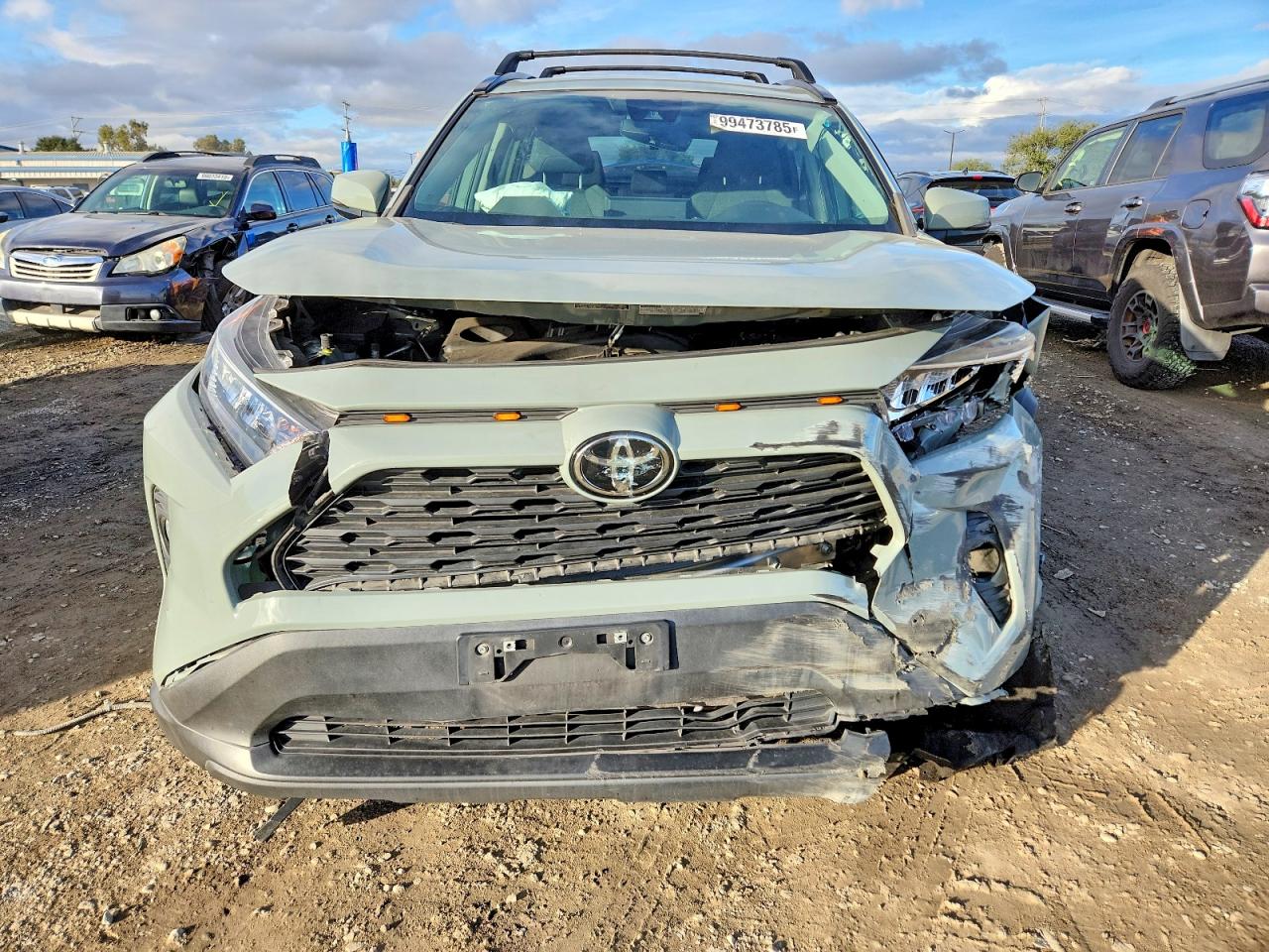 2021 TOYOTA RAV4 XLE photo 5