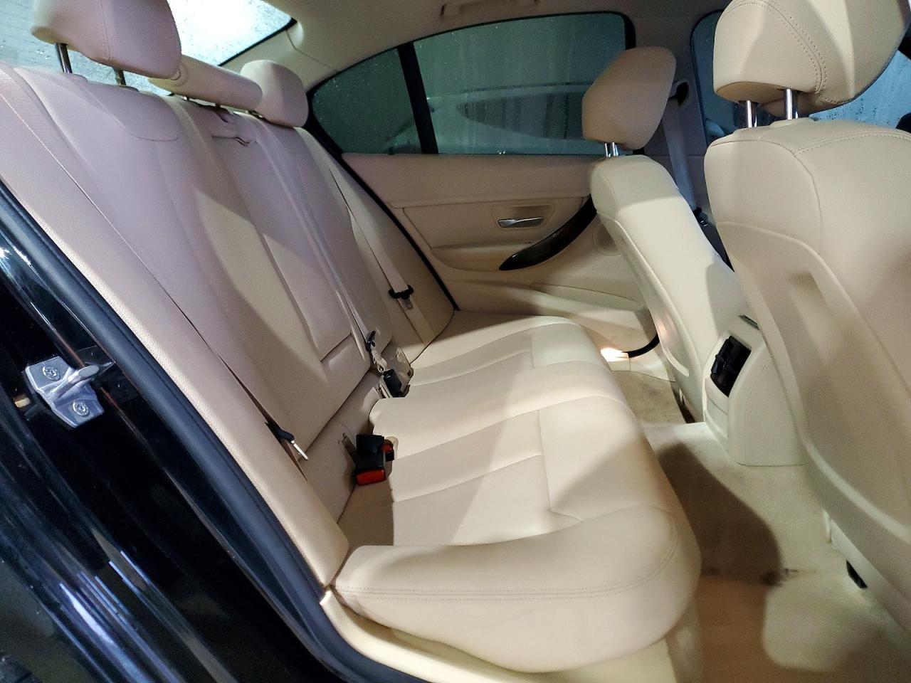 2014 BMW 320 I XDRIVE photo 10