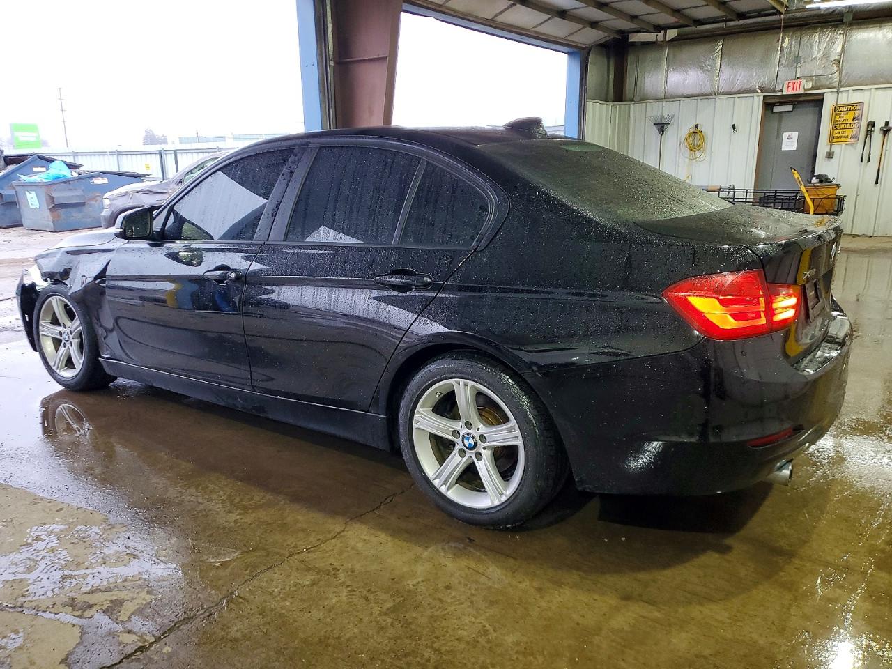 2014 BMW 320 I XDRIVE photo 2
