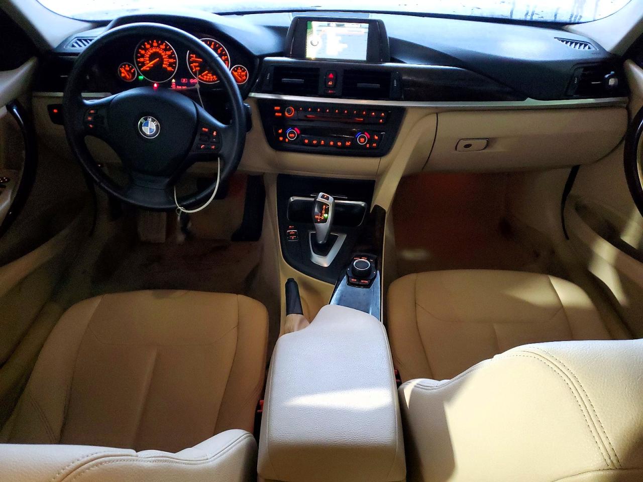 2014 BMW 320 I XDRIVE photo 8