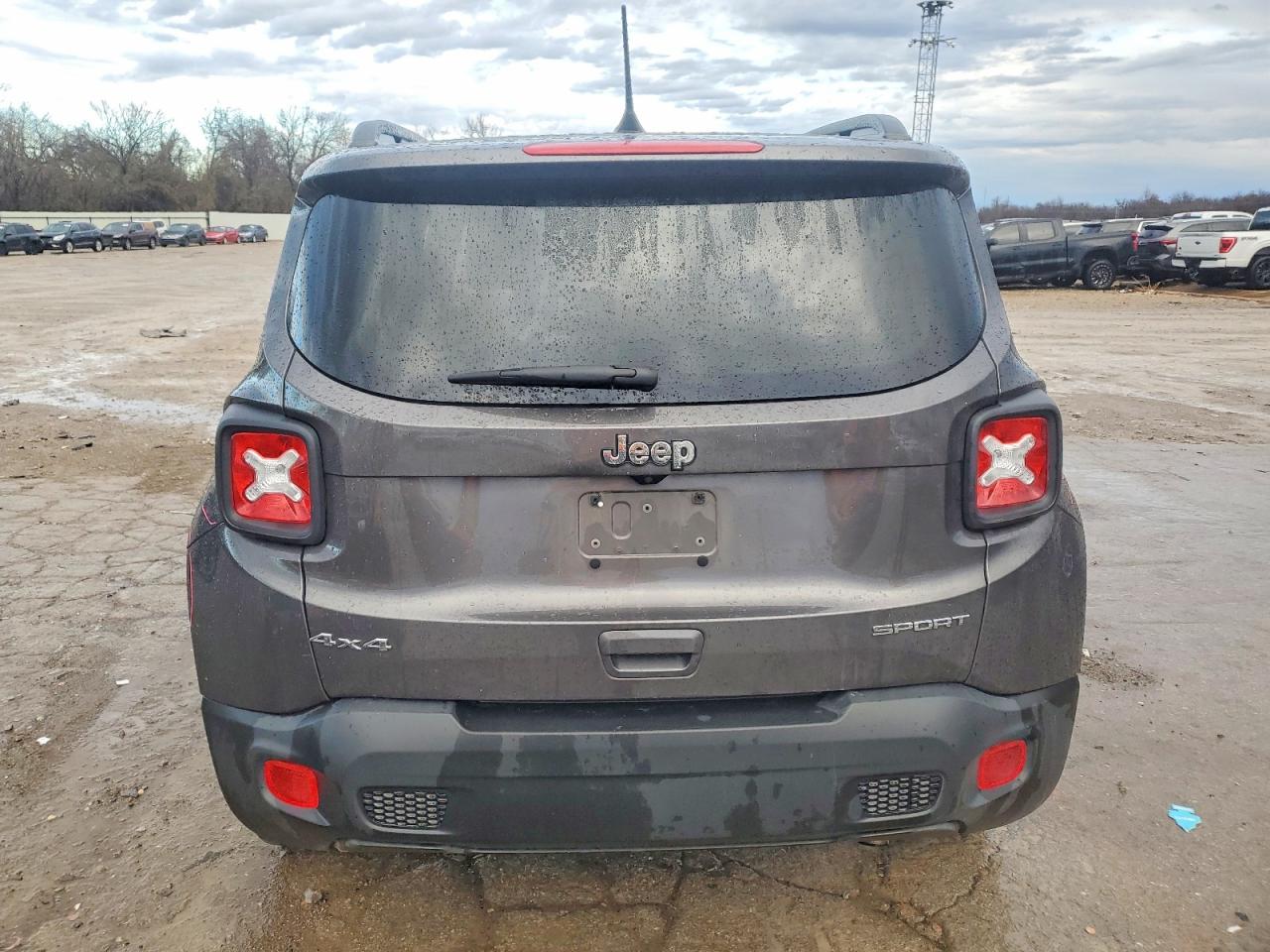 2019 JEEP RENEGADE SPORT photo 6