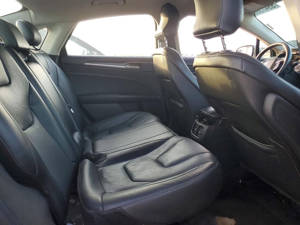 2015 FORD FUSION TITANIUM HEV photo 19