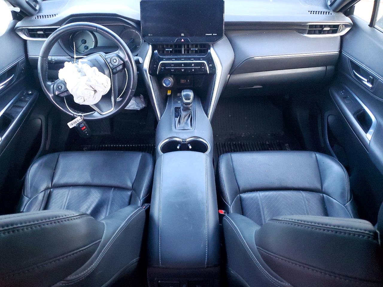 2021 TOYOTA VENZA LE photo 8