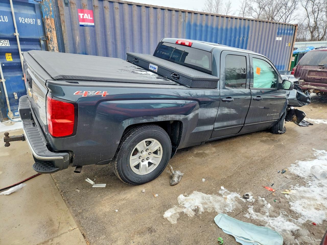 2017 CHEVROLET SILVERADO K1500 LT photo 3