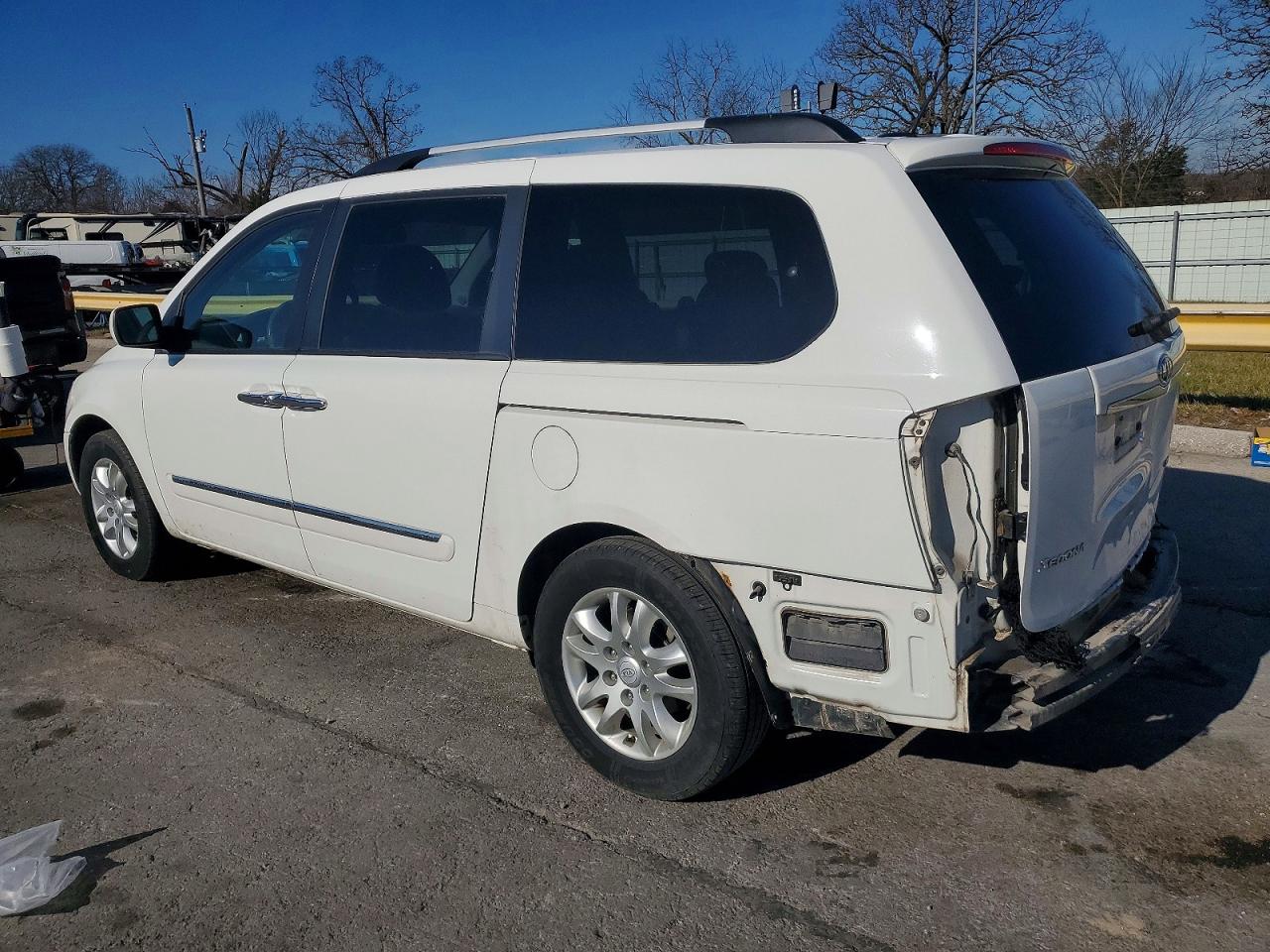 2010 KIA SEDONA EX photo 2