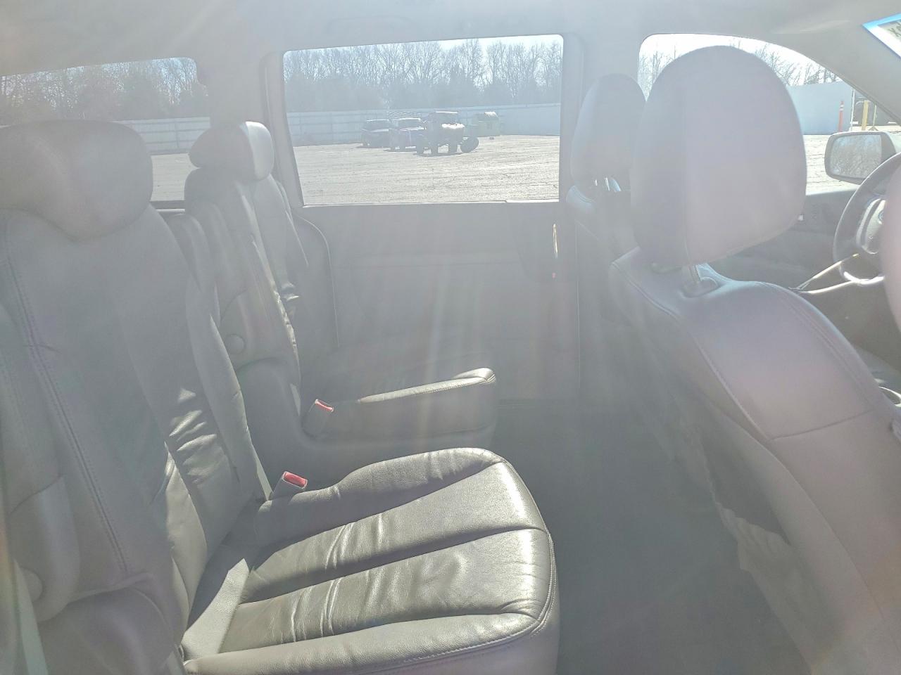 2010 KIA SEDONA EX photo 11
