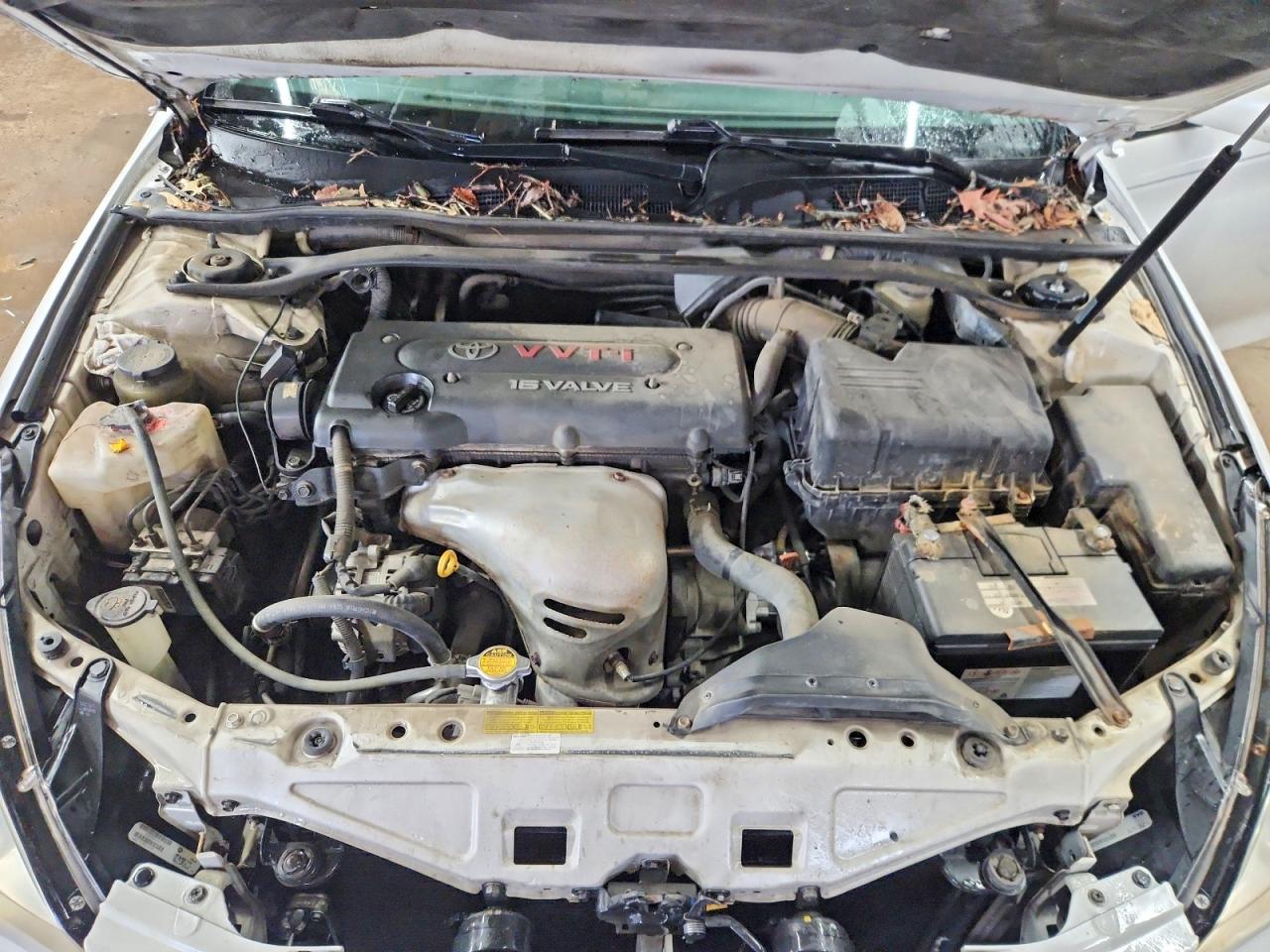 2005 TOYOTA CAMRY SOLARA SE photo 21