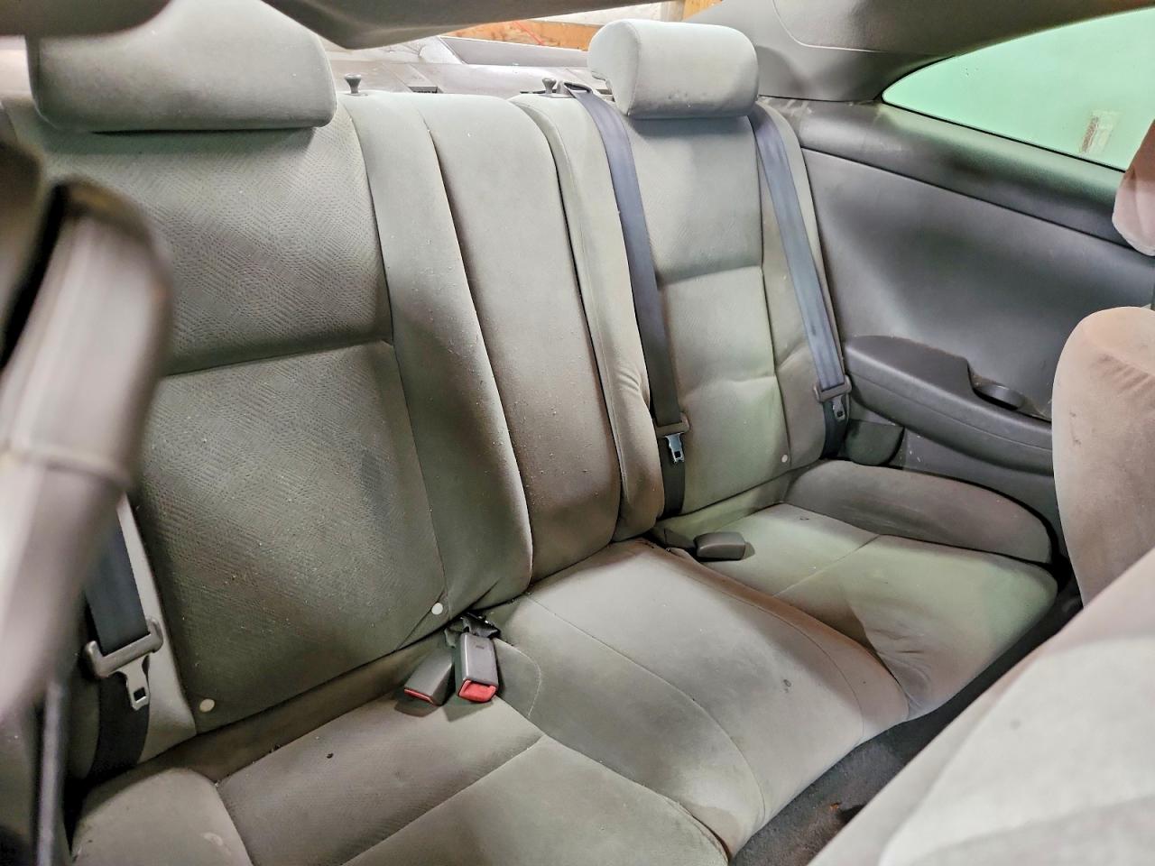 2005 TOYOTA CAMRY SOLARA SE photo 19