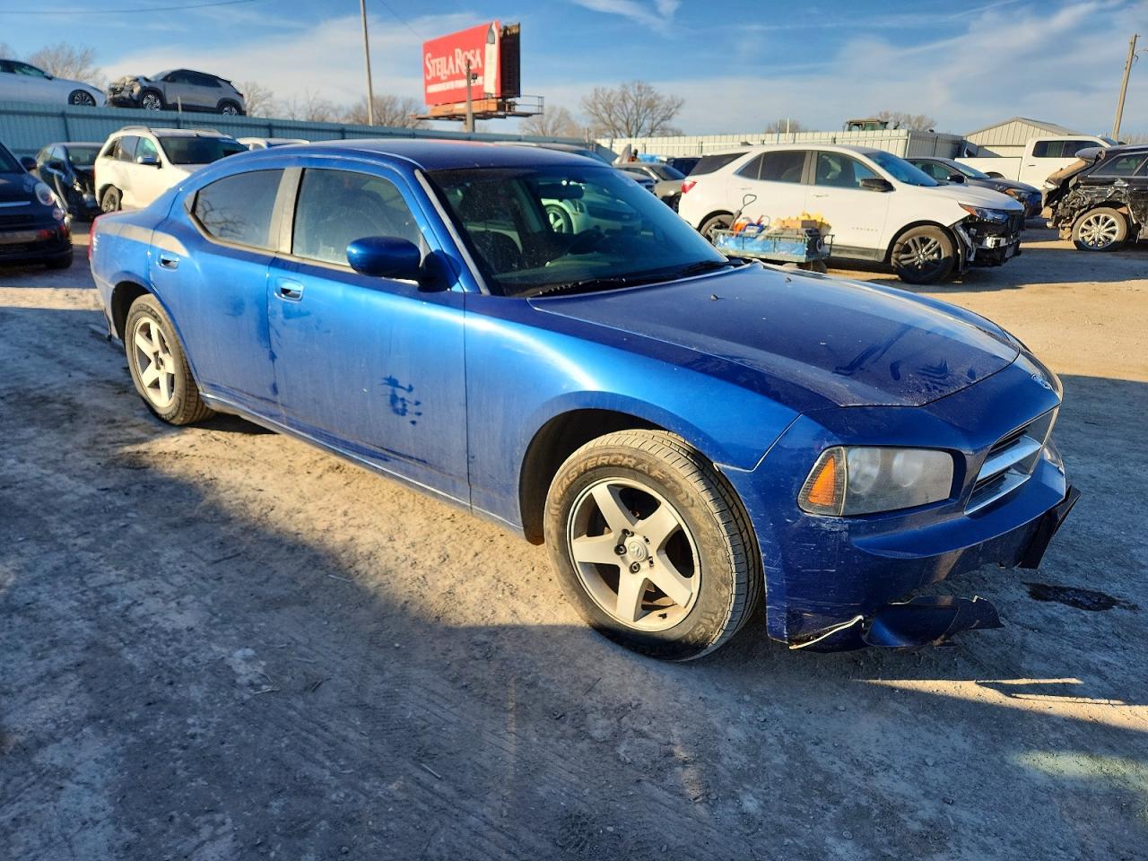 2010 DODGE CHARGER photo 4