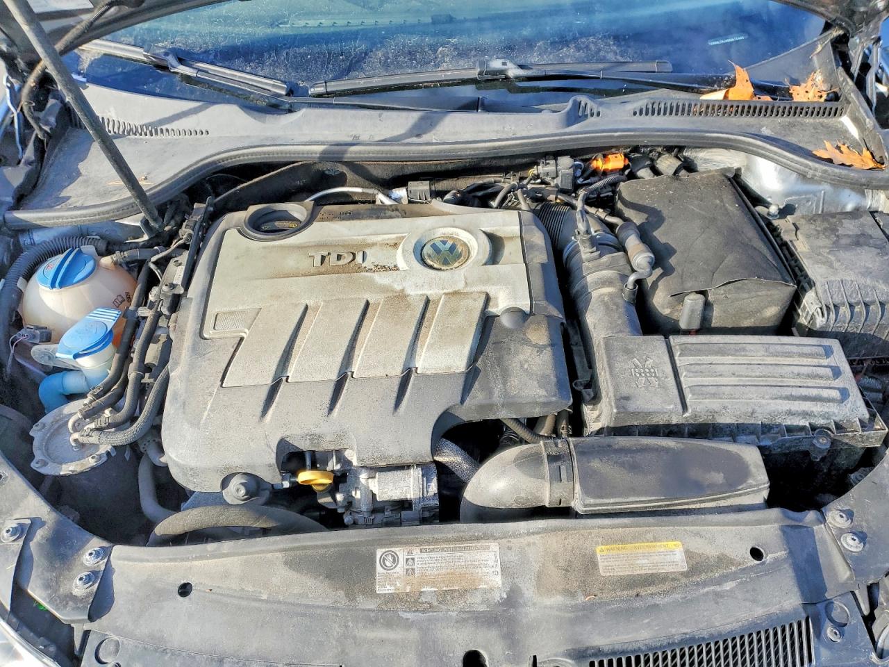 2014 VOLKSWAGEN JETTA TDI photo 11