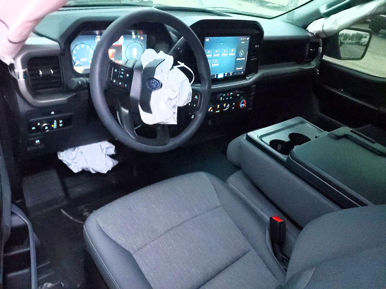 2025 FORD F150 XL photo 8