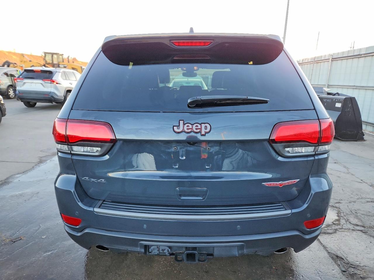 2018 JEEP GRAND CHEROKEE TRAILHAWK photo 6