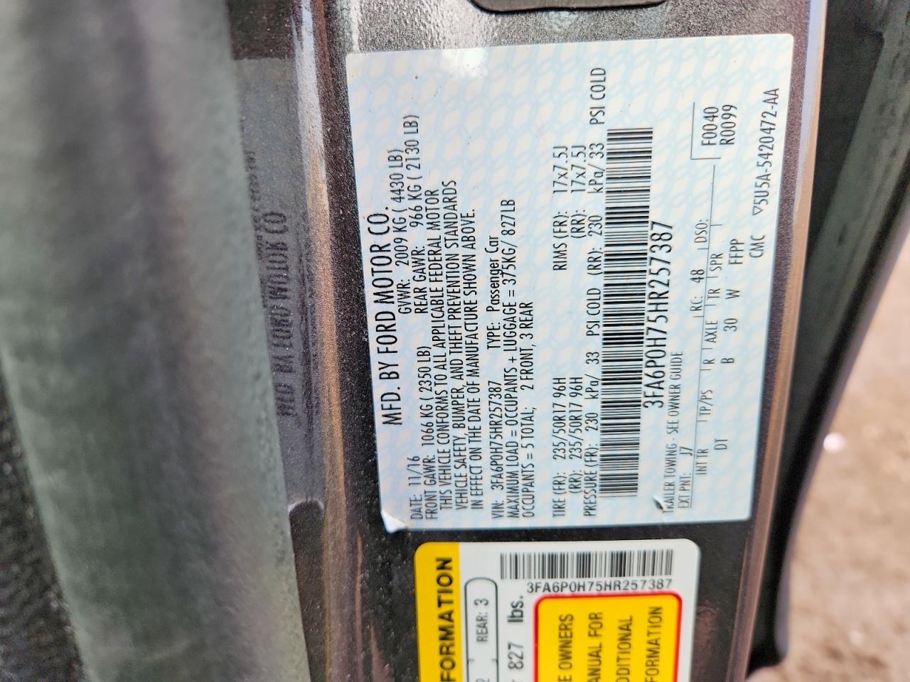 2017 FORD FUSION SE photo 23