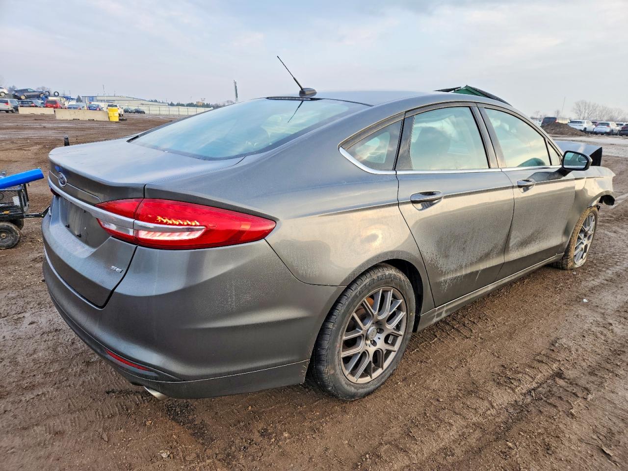 2017 FORD FUSION SE photo 5