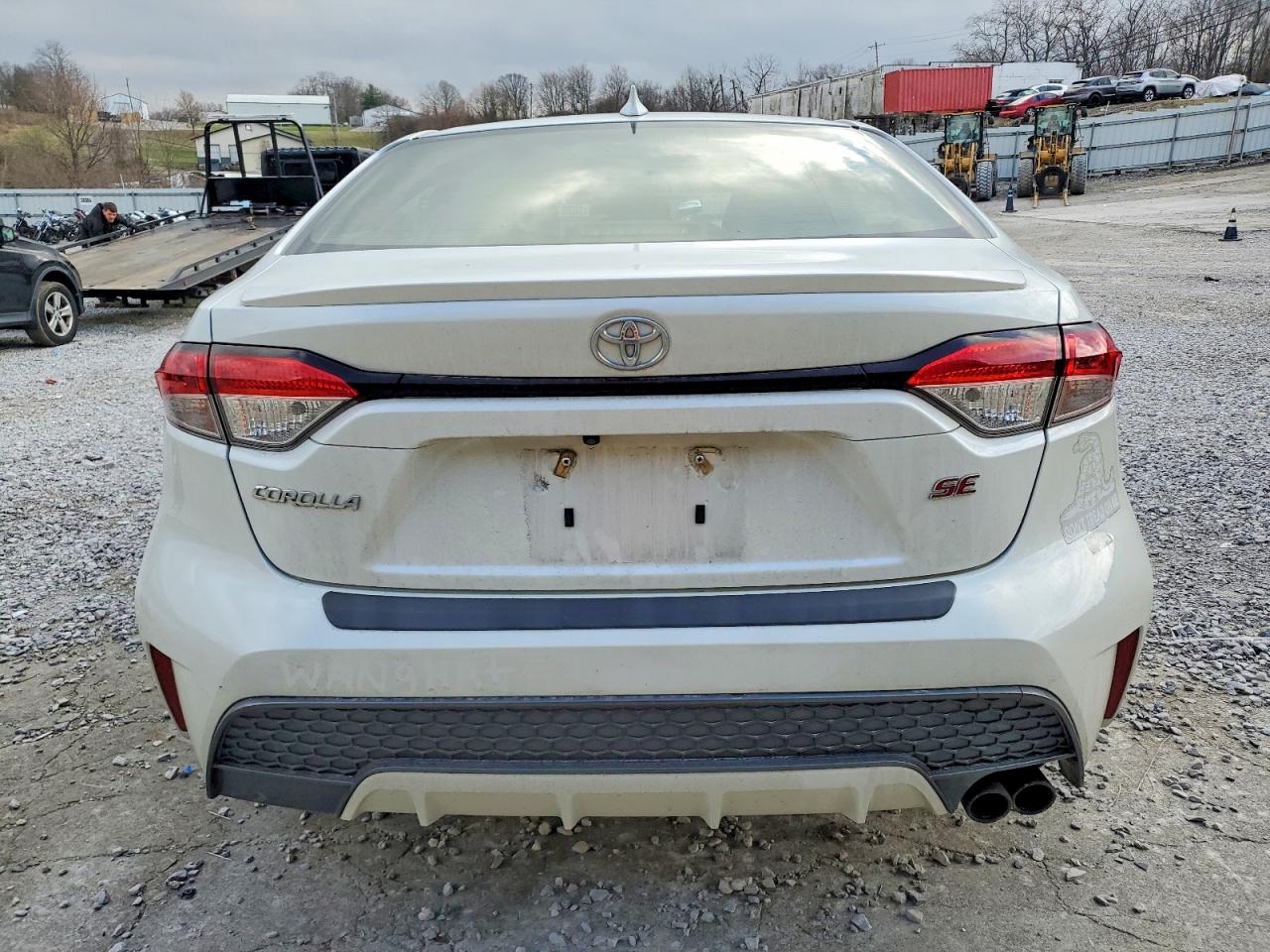 2021 TOYOTA COROLLA SE photo 6