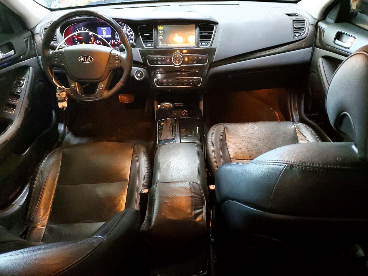 2015 KIA CADENZA PREMIUM photo 8