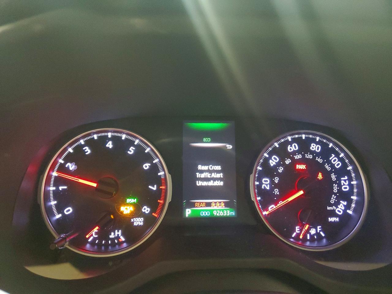 2019 TOYOTA RAV4 XLE photo 9