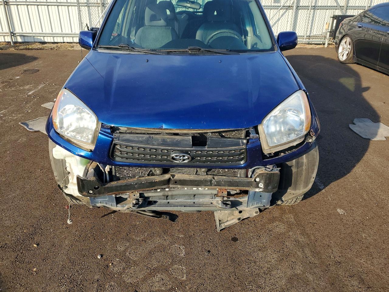 2003 TOYOTA RAV4 photo 11