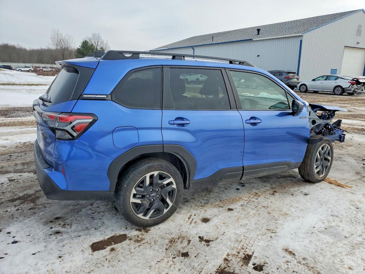 2025 SUBARU FORESTER PREMIUM photo 3