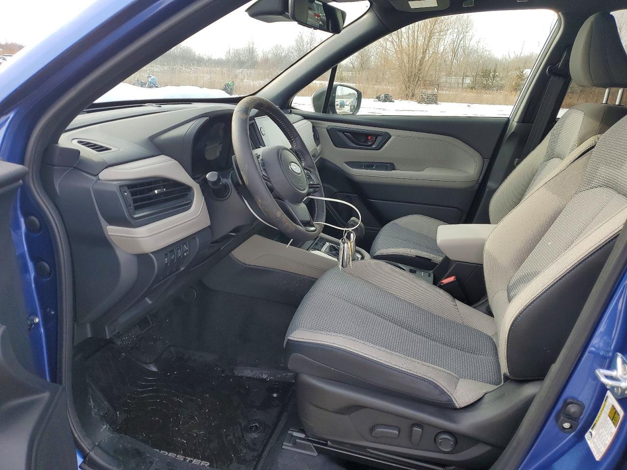 2025 SUBARU FORESTER PREMIUM photo 7