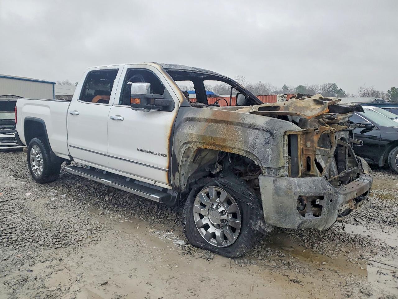 2019 GMC SIERRA K2500 DENALI photo 4