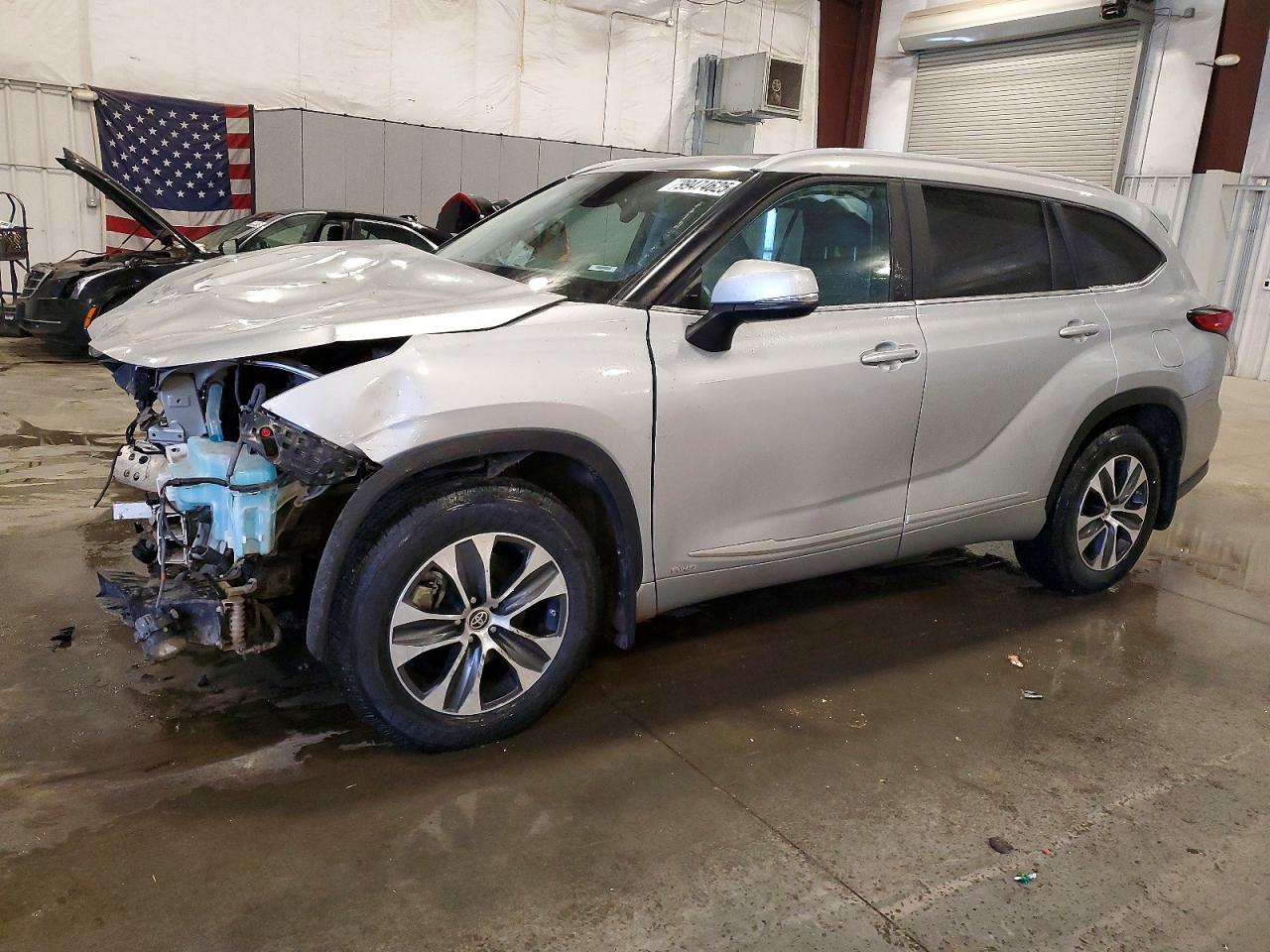 2023 TOYOTA HIGHLANDER